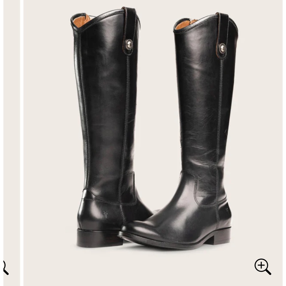 Like New MELISSA BUTTON INSIDE ZIP boots